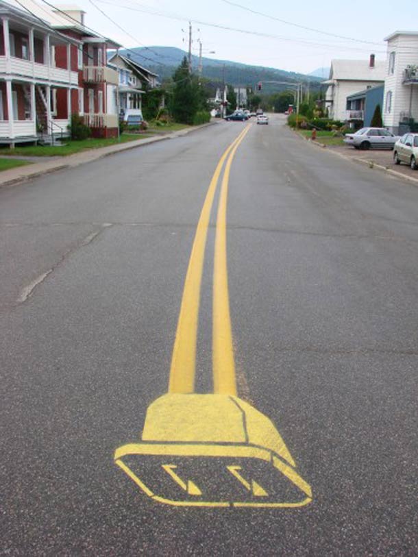 Roadsworth的马路涂鸦艺术