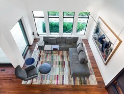 创意铁艺蕾丝楼梯：加拿大现代三层别墅