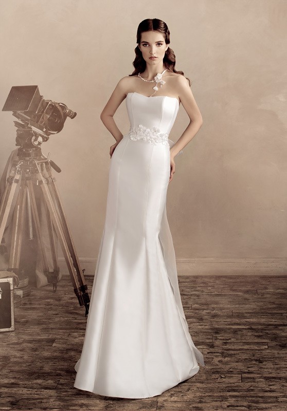 Andrey Yakovlev摄影作品：美丽的白色结婚晚礼服