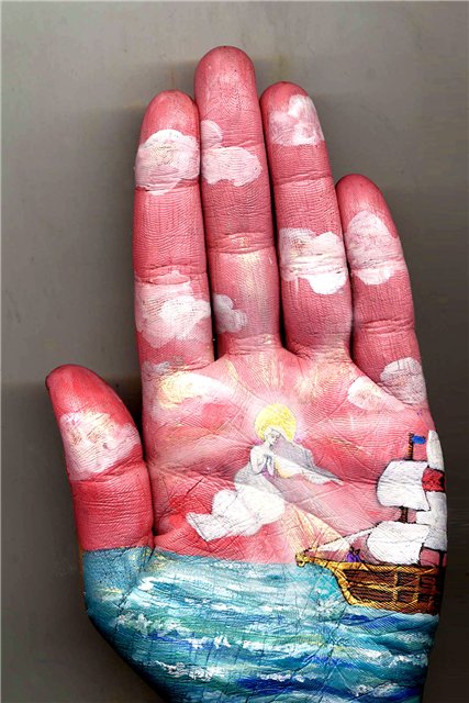 俄罗斯艺术家Svetlana Kolosova：掌心上的童话