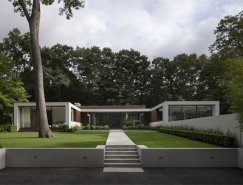 融入森林中的新Canaan别墅