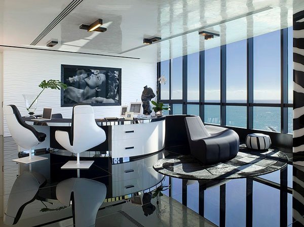 迈阿密俯瞰海景的豪华高层公寓