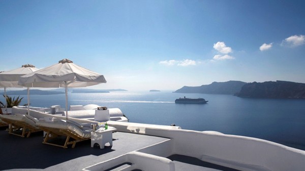 希腊圣托里尼美妙纯白的Katikies酒店
