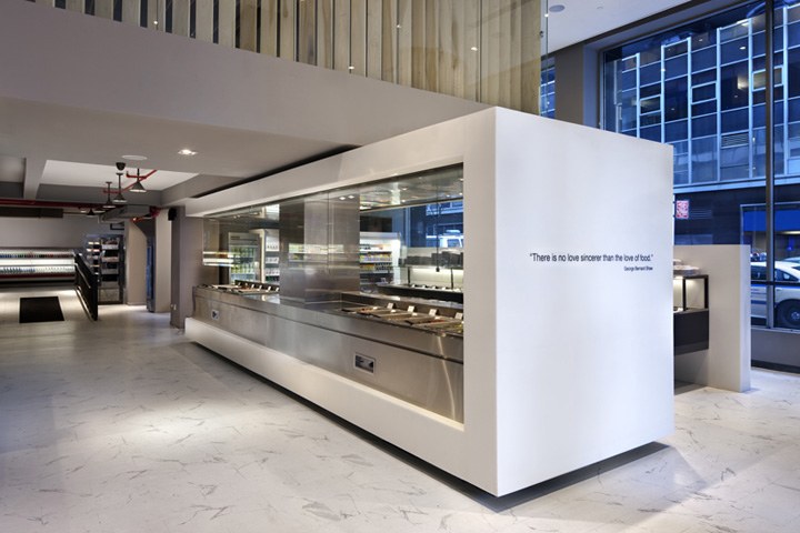 曼哈顿中城TreeHaus现代餐厅设计