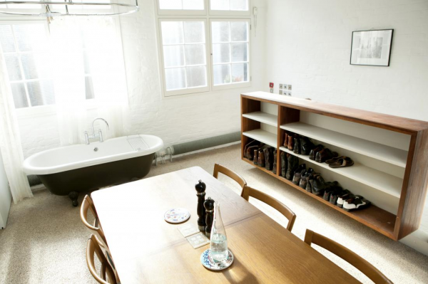 悬浮卧室:小公寓的完美空间利用