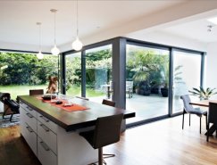 享受自然采光的户外美景：伦敦温馨通透的现代别墅设计