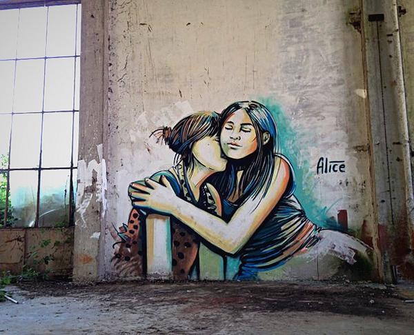 Alice Pasquini街头艺术作品欣赏