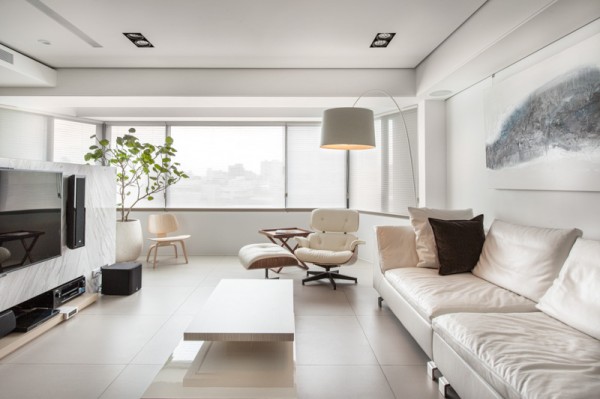 白与黑：2套现代简约公寓设计