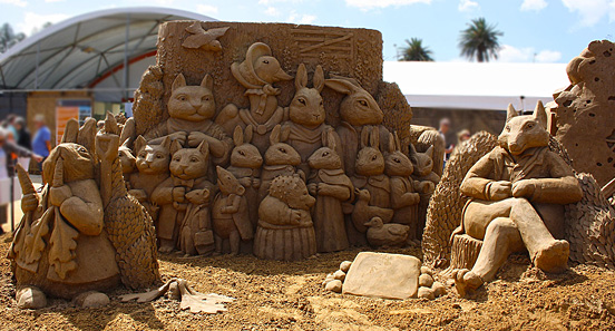 Michelle Blacky Champaz超酷逼真的沙雕艺术作品