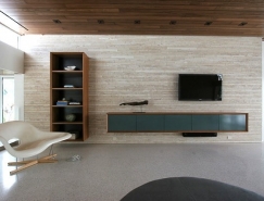 优雅简洁的电视柜设计:打造实用客厅背景墙