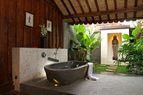 享受阳光与自然:国外奢华浴室欣赏