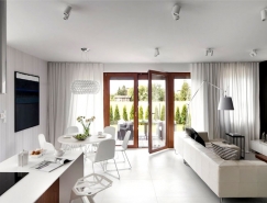 胡桃木的自然温馨:优雅现代的D58住宅设计