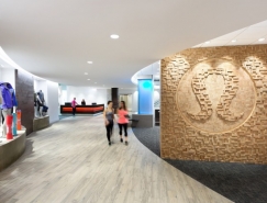 Lululemon Athletica温哥华办公空间设计