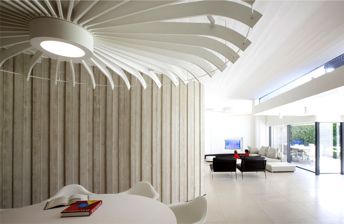 光线自然的流淌:比利时N Hasselt住宅设计