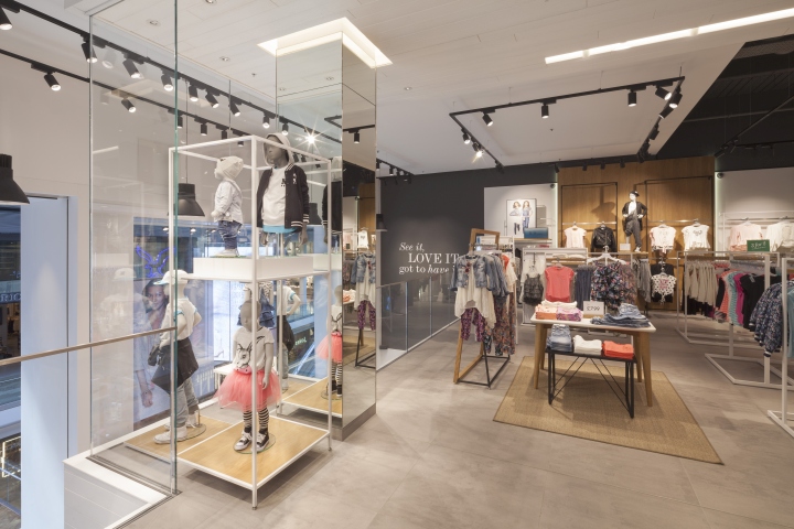 快时尚品牌Lindex伦敦专卖店室内空间设计