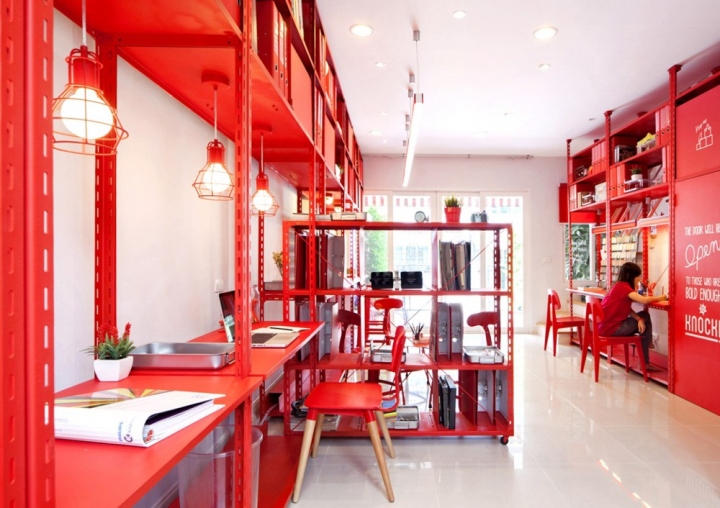炫酷的色彩搭配:曼谷Apos2办公空间设计
