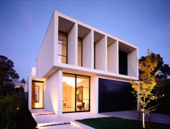 墨尔本Robinson舒适极简的别墅设计