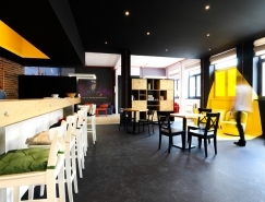 罗马尼亚舒适自由的e-spres-oh办公空间设计