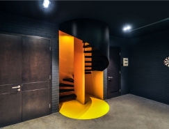 沉稳而活泼的河内T house别墅设计