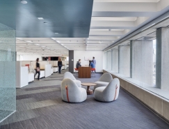 波士顿Northeastern大学办公室设计