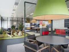 玩具公司Magic Box自由开放式的办公空间设计