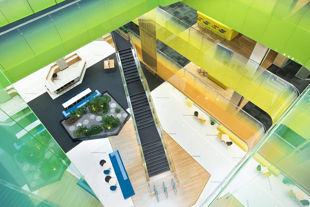 60种颜色玻璃“串”起来的苏州微软研发中心